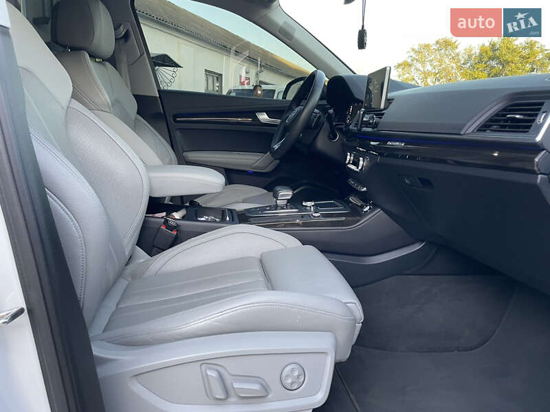 Позашляховик / Кросовер Audi Q5 2018 в Лубнах