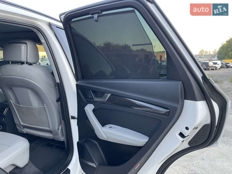 Позашляховик / Кросовер Audi Q5 2018 в Лубнах