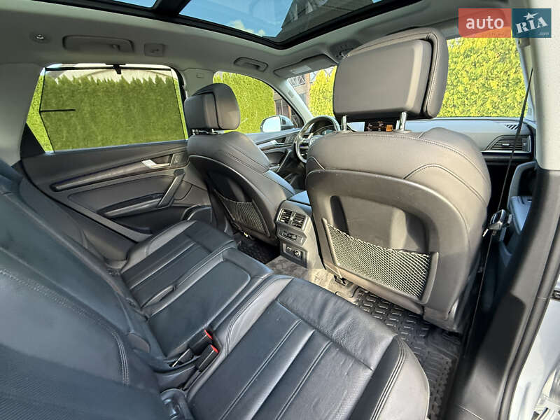 Внедорожник / Кроссовер Audi Q5 2018 в Стрые