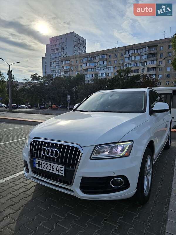 Внедорожник / Кроссовер Audi Q5 2012 в Одессе