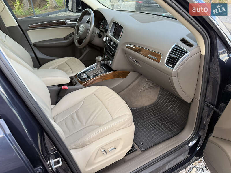 Внедорожник / Кроссовер Audi Q5 2015 в Стрые