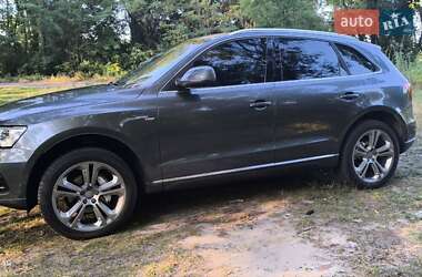 Внедорожник / Кроссовер Audi Q5 2012 в 
