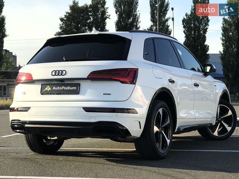 Позашляховик / Кросовер Audi Q5 2022 в Києві