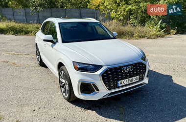Позашляховик / Кросовер Audi Q5 2020 в Харкові