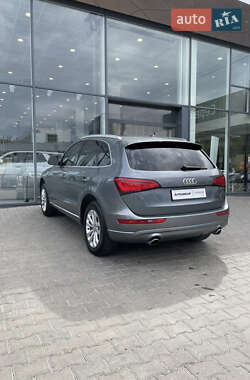 Позашляховик / Кросовер Audi Q5 2013 в 