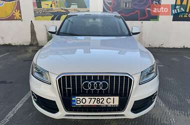 Позашляховик / Кросовер Audi Q5 2015 в 