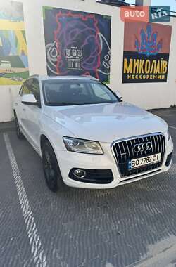 Позашляховик / Кросовер Audi Q5 2015 в 