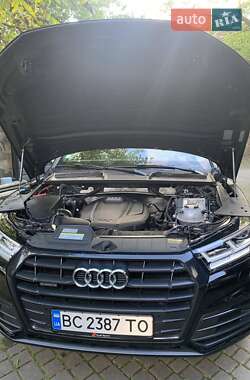 Внедорожник / Кроссовер Audi Q5 2020 в 