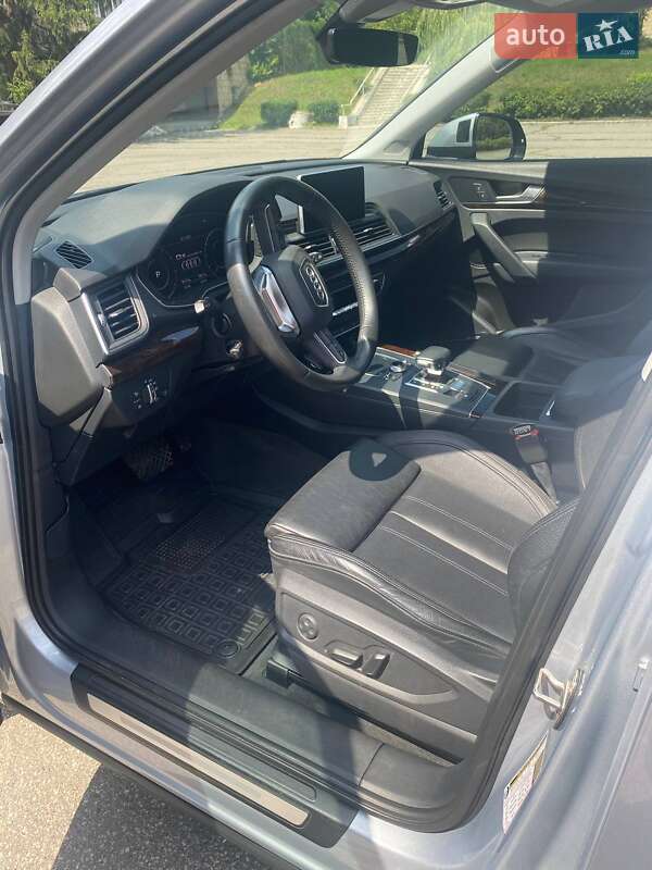 Внедорожник / Кроссовер Audi Q5 2018 в Харькове