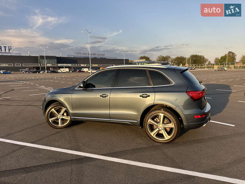Позашляховик / Кросовер Audi Q5 2015 в Дніпрі