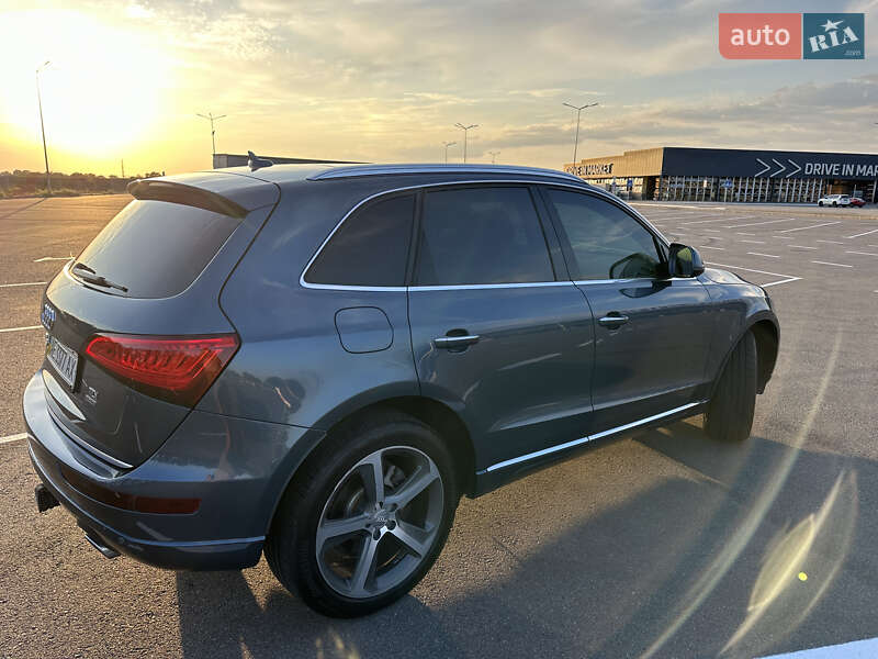 Позашляховик / Кросовер Audi Q5 2015 в Дніпрі