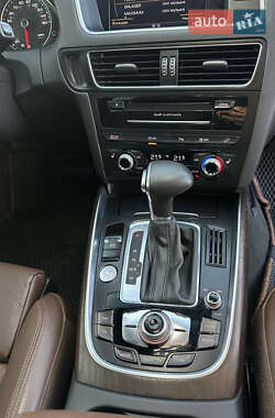 Внедорожник / Кроссовер Audi Q5 2015 в 