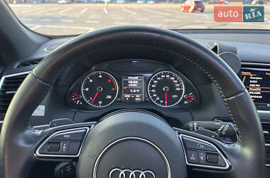 Внедорожник / Кроссовер Audi Q5 2015 в 