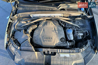 Внедорожник / Кроссовер Audi Q5 2015 в 