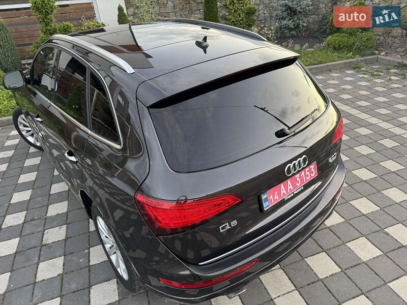 Позашляховик / Кросовер Audi Q5 2016 в Стрию