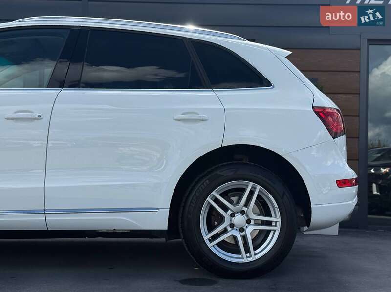 Внедорожник / Кроссовер Audi Q5 2014 в Ровно