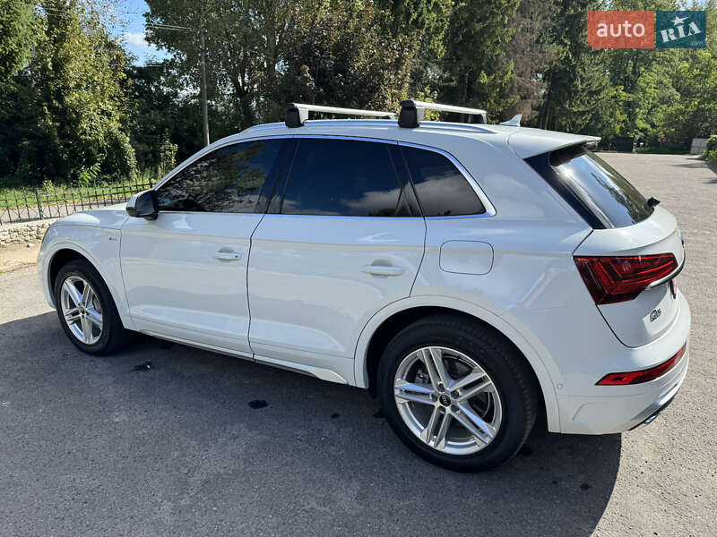 Внедорожник / Кроссовер Audi Q5 2020 в Тернополе