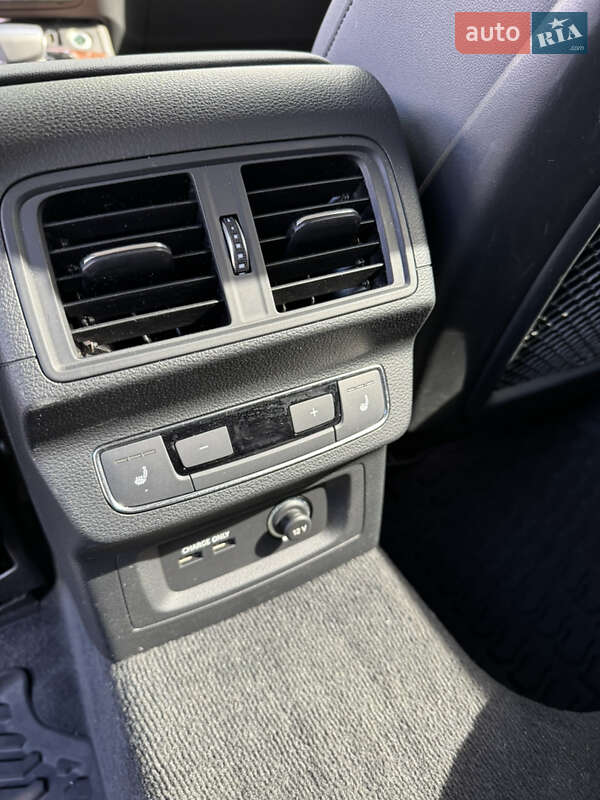 Внедорожник / Кроссовер Audi Q5 2020 в Тернополе