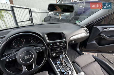 Позашляховик / Кросовер Audi Q5 2016 в 