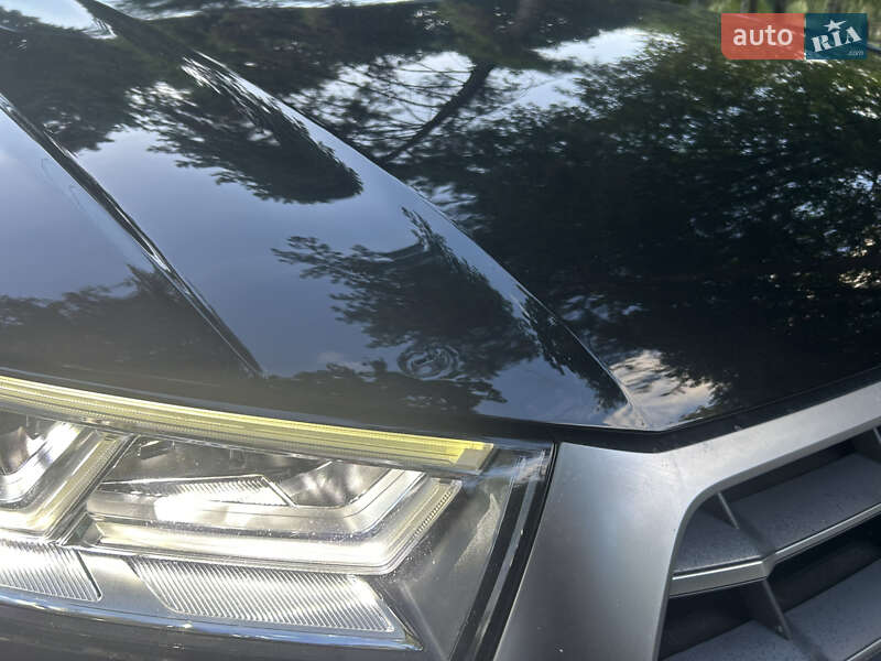 Внедорожник / Кроссовер Audi Q5 2017 в Ровно