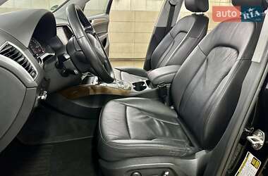 Внедорожник / Кроссовер Audi Q5 2016 в 