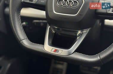 Внедорожник / Кроссовер Audi Q5 2021 в 