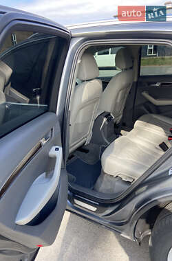 Внедорожник / Кроссовер Audi Q5 2012 в 