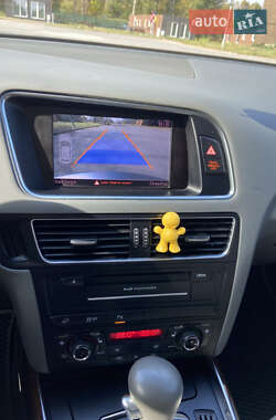 Внедорожник / Кроссовер Audi Q5 2012 в 