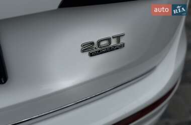 Позашляховик / Кросовер Audi Q5 2017 в 