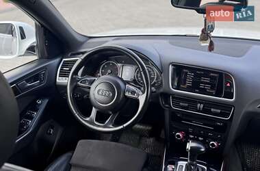 Внедорожник / Кроссовер Audi Q5 2016 в 