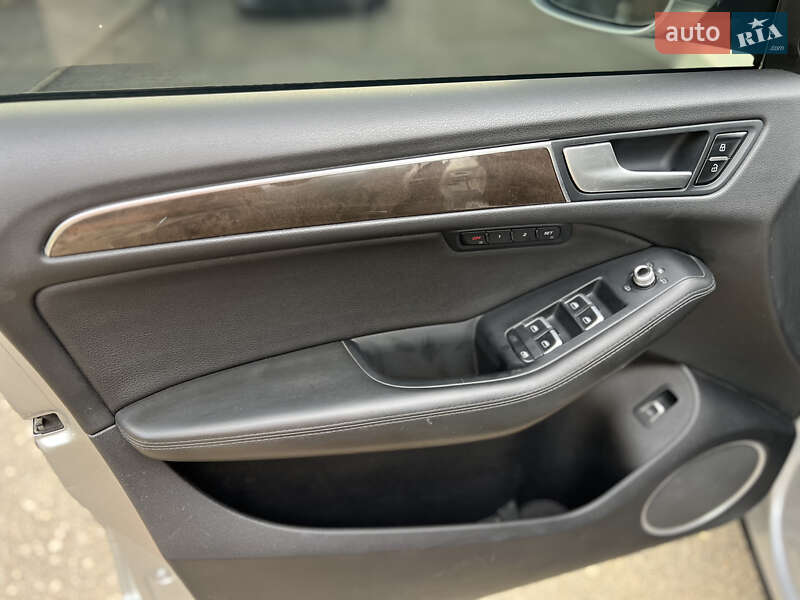 Внедорожник / Кроссовер Audi Q5 2014 в Самборе