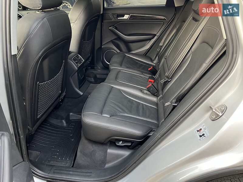 Внедорожник / Кроссовер Audi Q5 2014 в Самборе