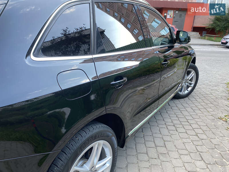 Внедорожник / Кроссовер Audi Q5 2013 в Луцке