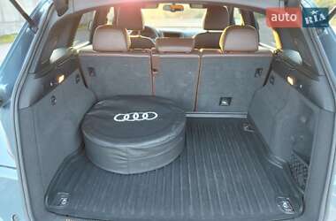 Позашляховик / Кросовер Audi Q5 2016 в 