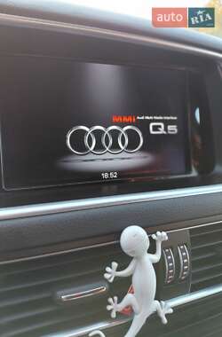Позашляховик / Кросовер Audi Q5 2016 в 