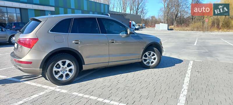 Внедорожник / Кроссовер Audi Q5 2009 в Дрогобыче