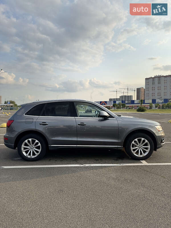 Внедорожник / Кроссовер Audi Q5 2015 в Киеве