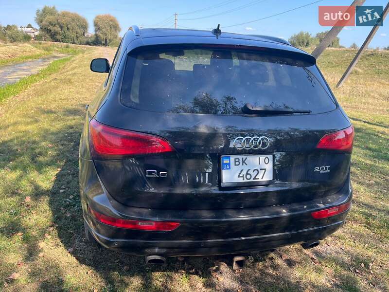 Внедорожник / Кроссовер Audi Q5 2012 в Дубровице