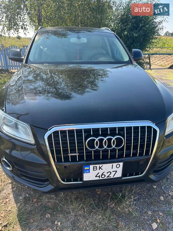 Внедорожник / Кроссовер Audi Q5 2012 в Дубровице