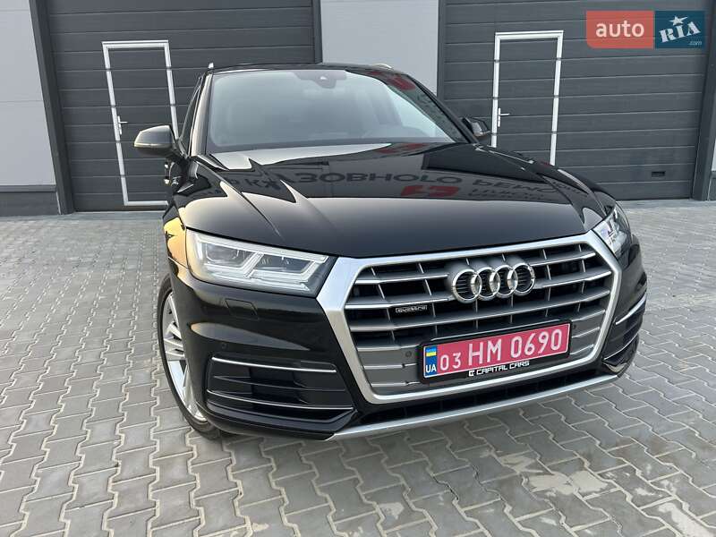Позашляховик / Кросовер Audi Q5 2017 в Києві