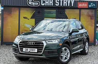 Позашляховик / Кросовер Audi Q5 2017 в 