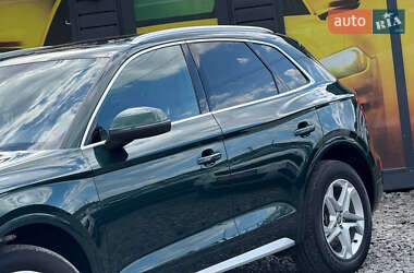 Позашляховик / Кросовер Audi Q5 2017 в 