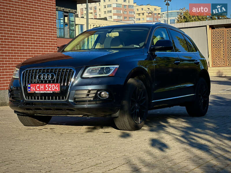 Позашляховик / Кросовер Audi Q5 2016 в Львові