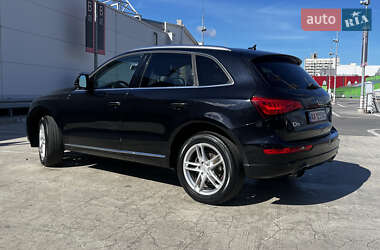 Внедорожник / Кроссовер Audi Q5 2015 в 