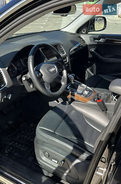 Внедорожник / Кроссовер Audi Q5 2015 в 