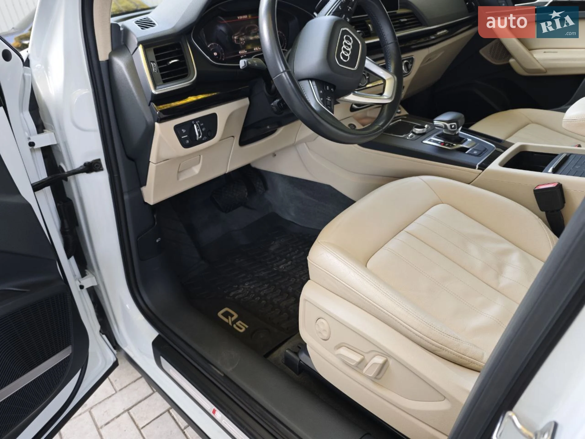 2020 Audi Q5 - мініатюра 33