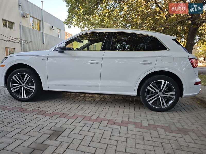 Внедорожник / Кроссовер Audi Q5 2020 в Николаеве фото 9 Внедорожник / Кроссовер Audi Q5 2020 в Николаеве