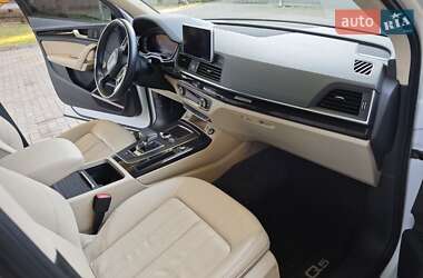 Позашляховик / Кросовер Audi Q5 2020 в Миколаєві