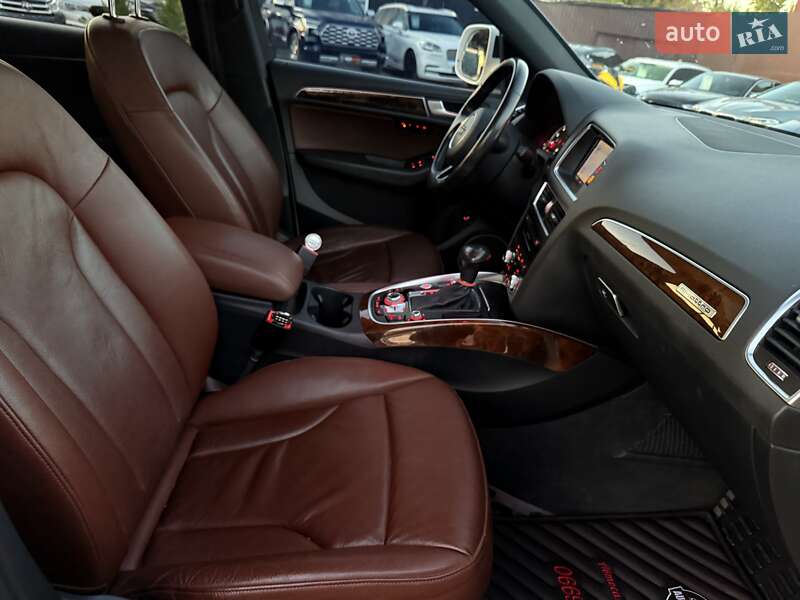 Позашляховик / Кросовер Audi Q5 2015 в Харкові