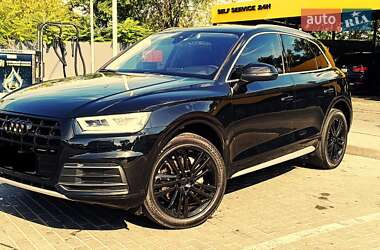 Позашляховик / Кросовер Audi Q5 2018 в Дніпрі